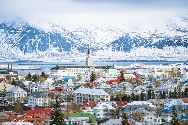 Tourism in Iceland increased by over 40 per cent between 2015 and 2016